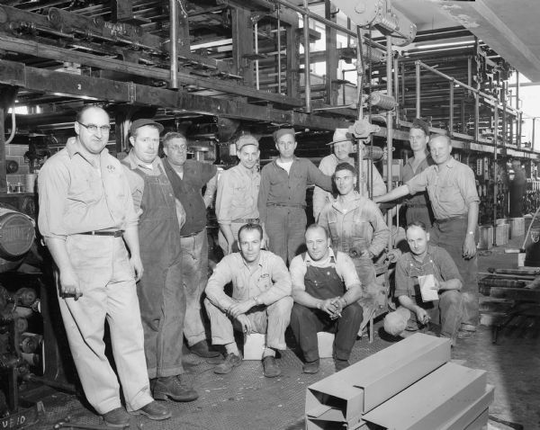 Press crew, 1952